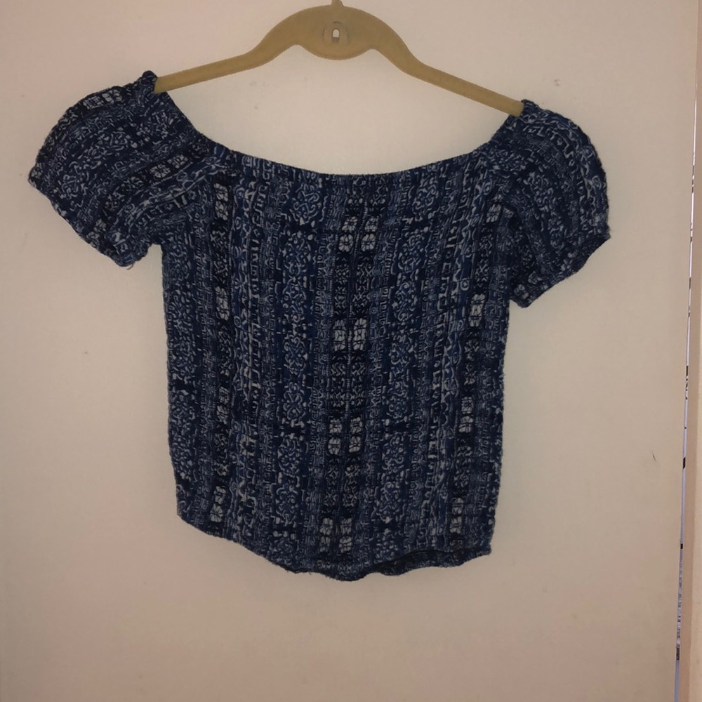 Crop top